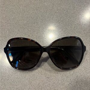 Gucci Women's Tortoise Shell Sunglasses